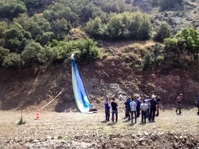 Manisa'da Yamaç Paraşütü Faciası: Sporcu Tuncay Öğüt'ün Cesedi Bulundu