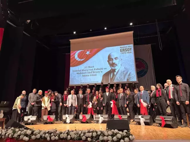 Burdur'da İstiklal Marşı'nın Kabulü ve Mehmet Akif Ersoy'u Anma Günü Kutlandı