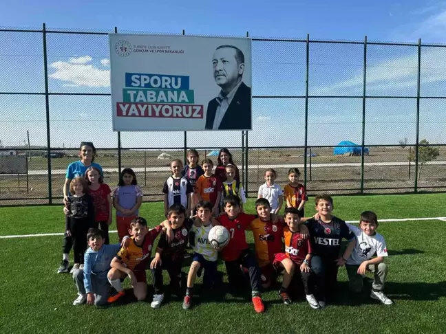 GSB Spor Okulları'ndan Mahmudiye'de Küçükler İçin Atletizm Antrenmanları