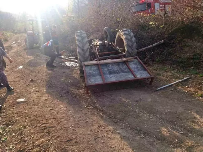 Tokat'ta Devrilen Traktörün Sürücüsü Yaralandı