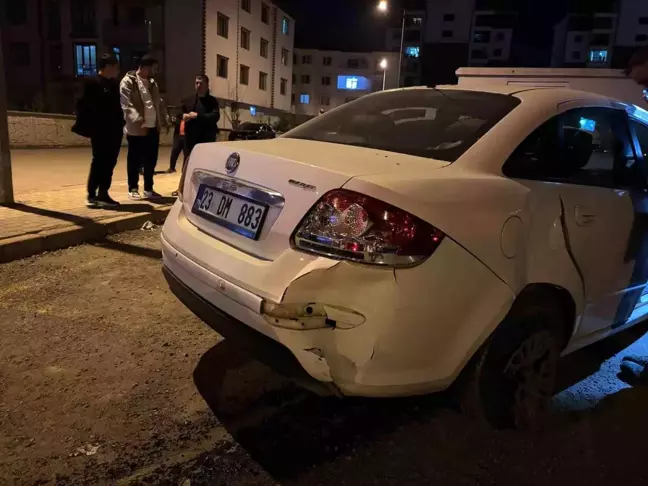 Elazığ'da Otomobil Kazası: 4 Yaralı