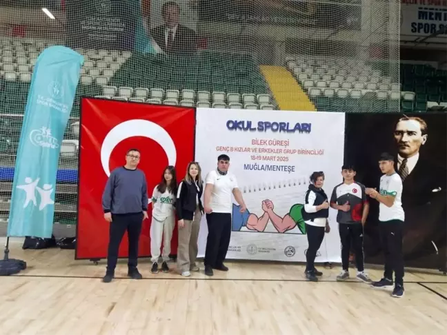 Bozdoğanlı Sporcular Muğla'dan Madalyalarla Döndü