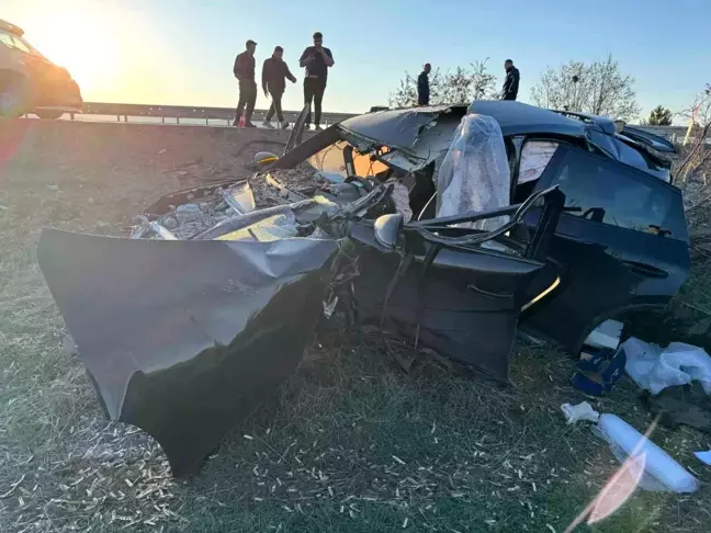 Afyonkarahisar'da Trafik Kazası: İki Yaralı