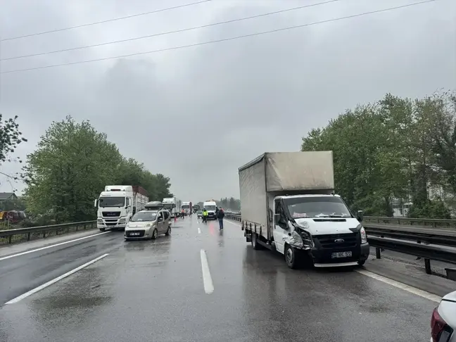 Anadolu Otoyolu'nda Zincirleme Trafik Kazası
