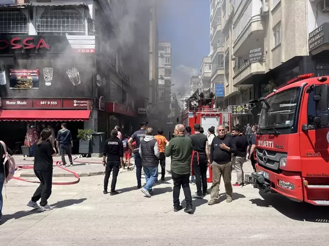 Kumluca'daki İş Hanında Yangın: Restoran Kısmen Zarar Gördü