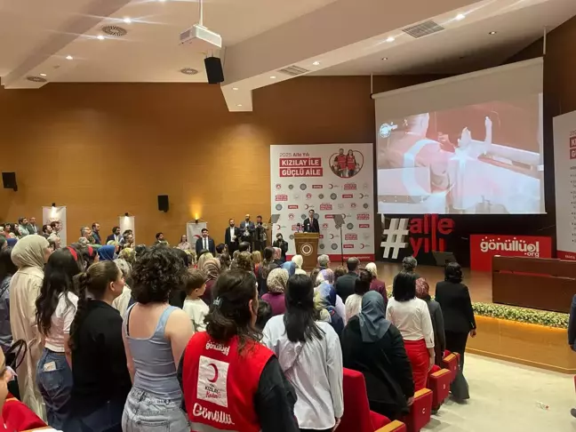 Aile Yılı Kapsamında Yeni Projeler ve Araştırmalar Tanıtıldı