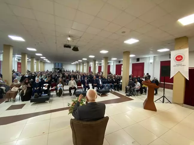 Dazkırı'da 'Bir Konu Bir Konuk' Projesi Devam Ediyor