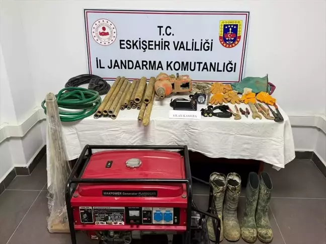 Eskişehir'de Uyuşturucu ve Kaçak Kazı Operasyonları: 6 Şüpheli Yakalandı