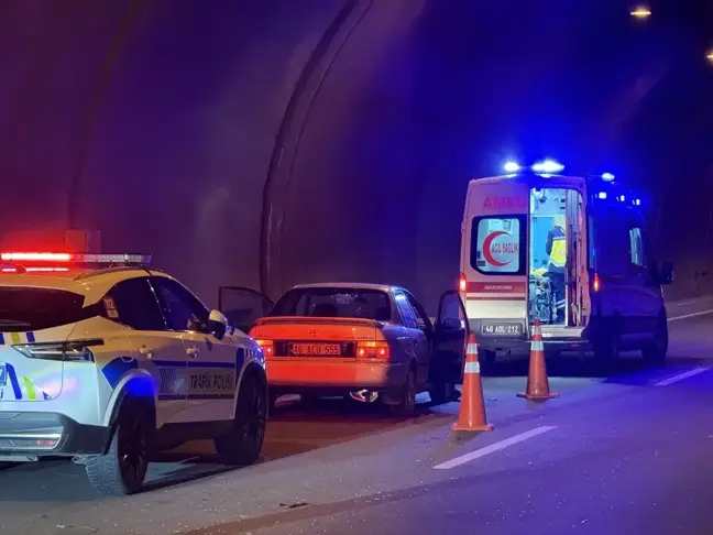 Kahramanmaraş'ta Tünelde İki Otomobil Çarpıştı: 7 Yaralı