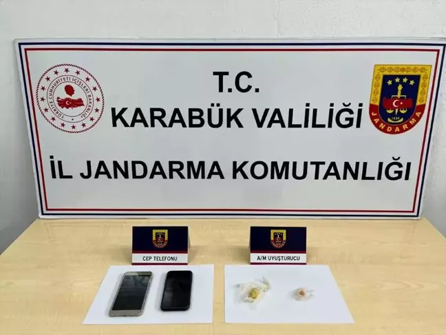Safranbolu'da Uyuşturucu Operasyonu: 2 Gözaltı