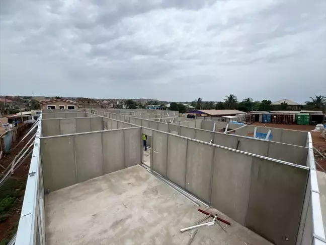 Karmod, Gana'da Prefabrik Okul İnşaatına Başladı