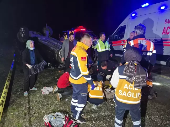 Rize'de Takla Atan Hafif Ticari Araç Kazasında 3 Ölü, 2 Yaralı