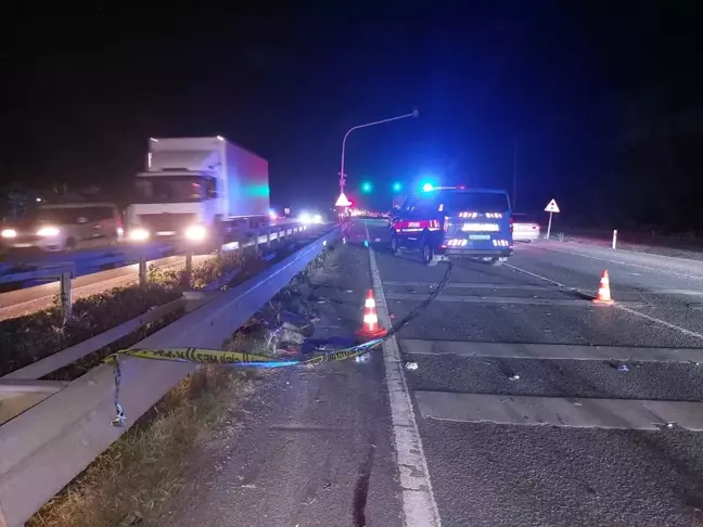Sakarya'da Elektrikli Bisiklet ve Motosiklet Çarpıştı: 1 Ölü, 1 Yaralı