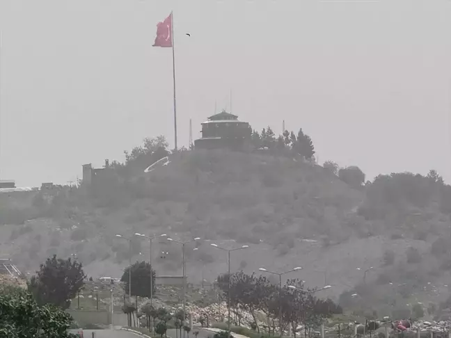 Şırnak'ta Toz Taşınımı Hayatı Olumsuz Etkiliyor
