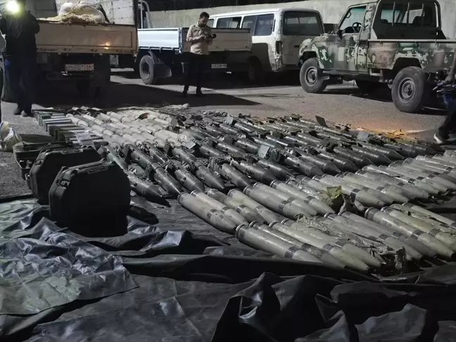 Suriye'de Dera ilinde Tanksavar Füzeleri Ele Geçirildi