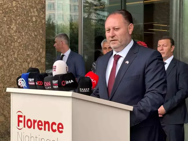 KKTC Meclis Başkanı Ziya Öztürkler, Sırrı Süreyya Önder'i Hastanede Ziyaret Etti