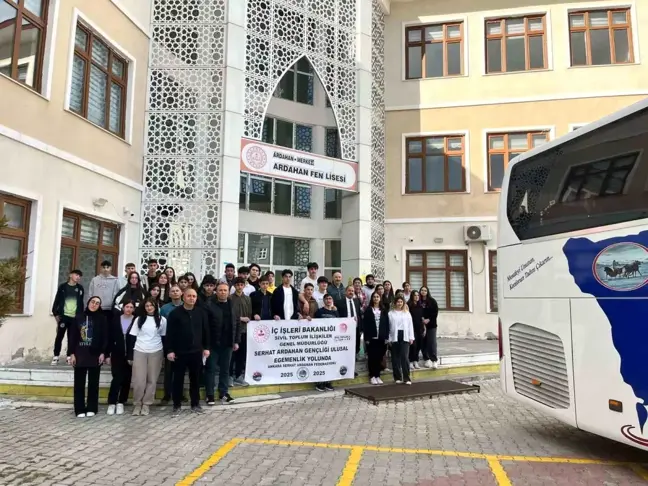 Ardahanlı Öğrenciler Ankara'yı Ziyaret Etti