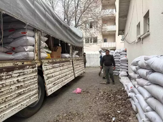 Diyadin'de Çiftçilere 12 Ton Korunga Tohumu Desteği