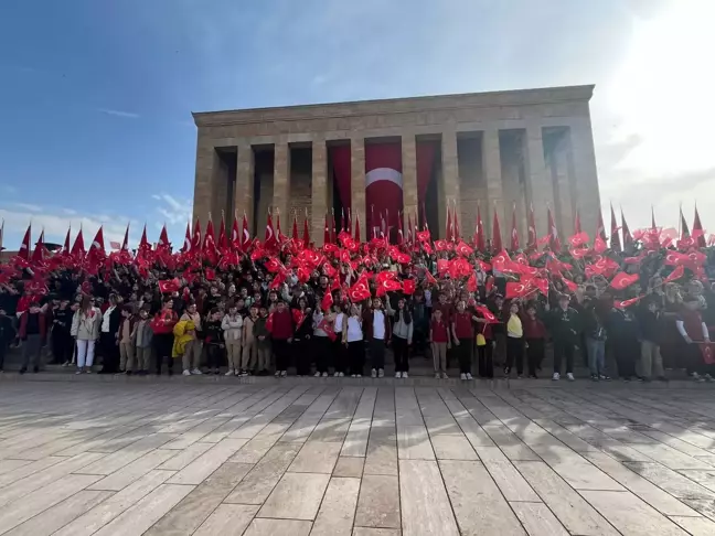 Milli Eğitim Bakanı Tekin, Anıtkabir'i Ziyaret Etti