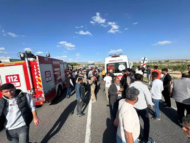 Birecik'te Trafik Kazası: 5 Yaralı