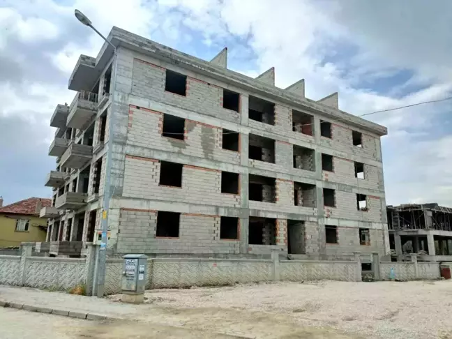 Isparta'da İş Başvurusu İçin Gittiği İnşaattan Düşen Adam Hayatını Kaybetti