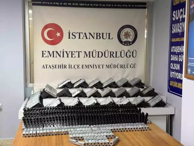 İstanbul'da Yasa Dışı Silah Ticareti Operasyonu: 313 Tabanca Ele Geçirildi