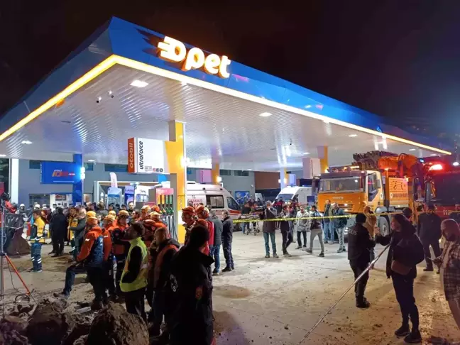 Samsun'da Heyelan Faciası: Baba ve İki Kızının Hayatı Kaybı