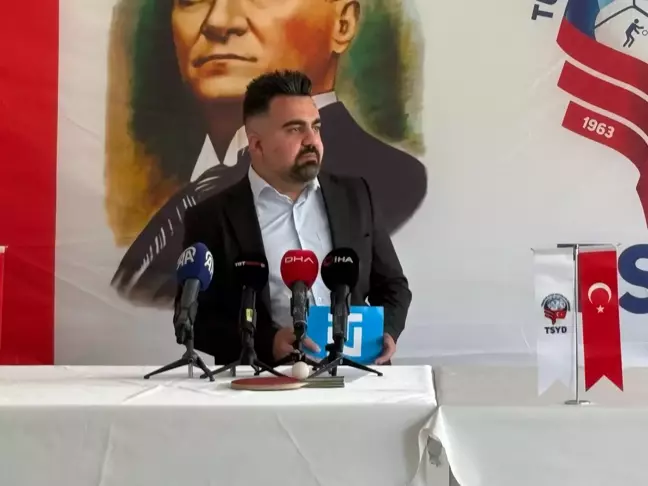 Milli Para Tenisi Sporcusu Nesim Turan, 19 Yıllık Kariyerini Sonlandırdı