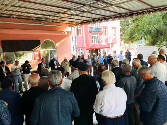 Gazipaşa'dan Hacı Adaylarına Duygusal Uğurlama Programı