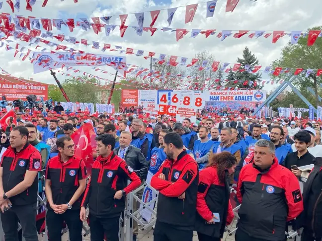 MEMUR-SEN, 1 Mayıs'ta Ankara'da Bir Araya Geldi