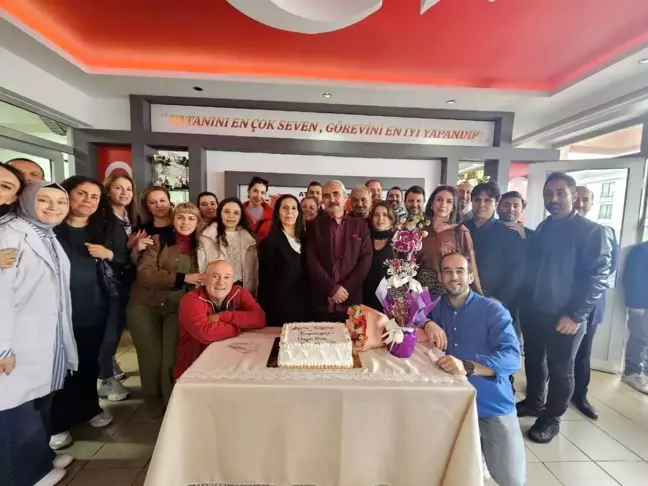 43 Yılın Ardından Duygusal Emeklilik Töreni