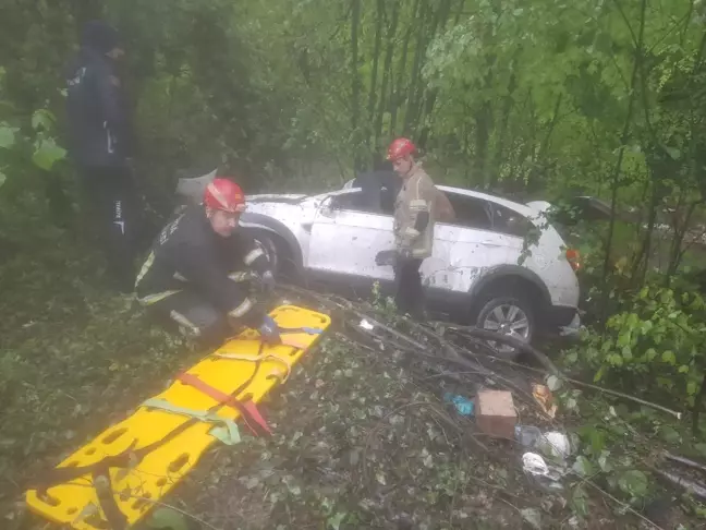 İnegöl'de Kaza: Sürücü Hayatını Kaybetti, 3 Yaralı