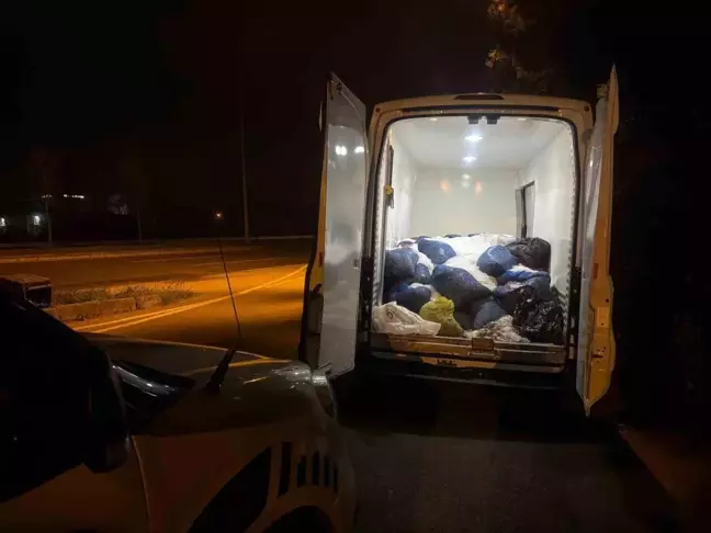 Samsun'da 3 Ton 820 Kilogram Kaçak Midye Ele Geçirildi