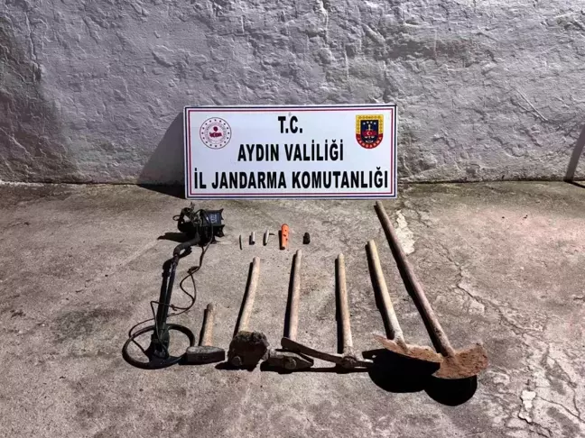 Didim'de Kaçak Kazı Yapan Üç Şüpheli Suçüstü Yakalandı