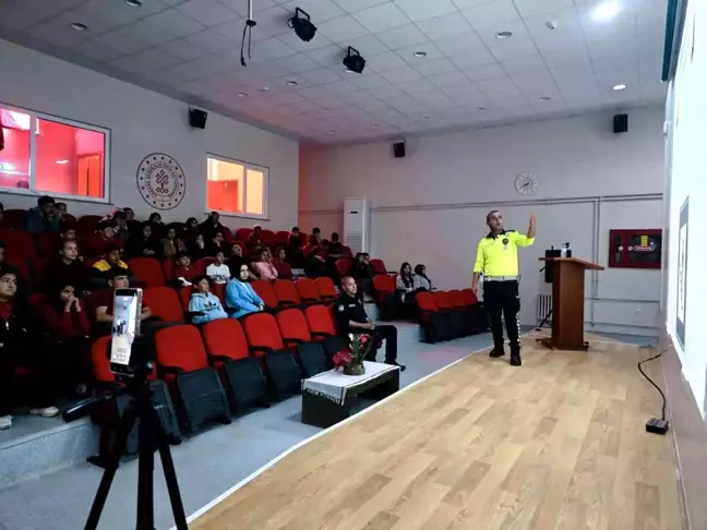 Ankara'da Öğrencilere Trafik Eğitimi