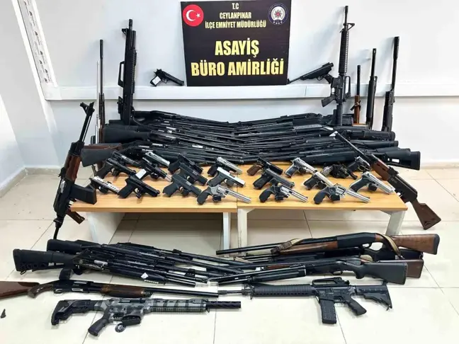 Ceylanpınar'da Silah Kaçakçılığı Operasyonu: 44 Tüfek ve 1 Tabanca Ele Geçirildi