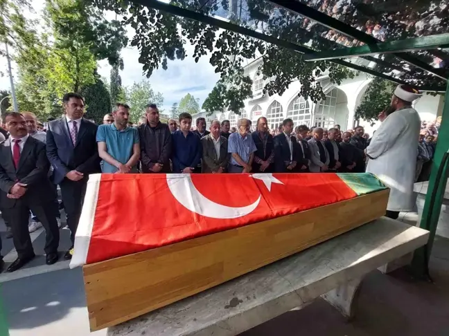 Lenf Kanserine Yenik Düşen Okul Müdürü Bülent Gündüz Uğurlandı
