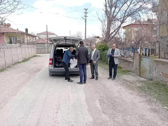 İhtiyaç sahiplerine gıda yardımı