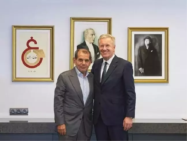 Dursun Özbek, Almanya'nın 10. Cumhurbaşkanı Christian Wulff'u ağırladı