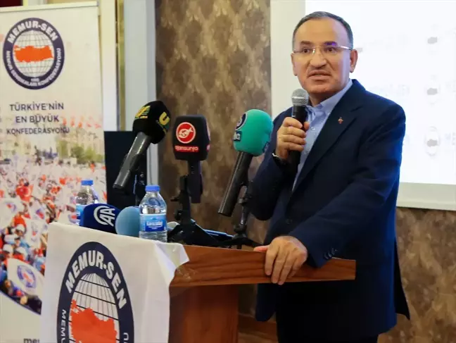 TBMM Başkanvekili Bozdağ, Memur-Sen Şanlıurfa İl Divan Kurulu Toplantısı'nda konuştu