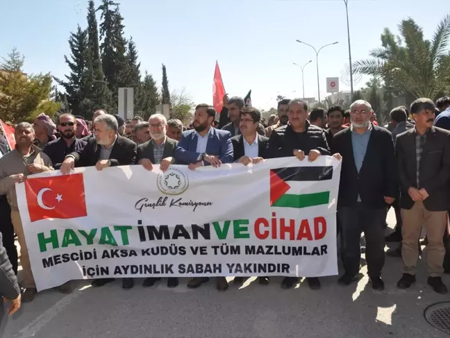 İsrail'in Gazze'ye yönelik saldırıları Şanlıurfa'da protesto edildi