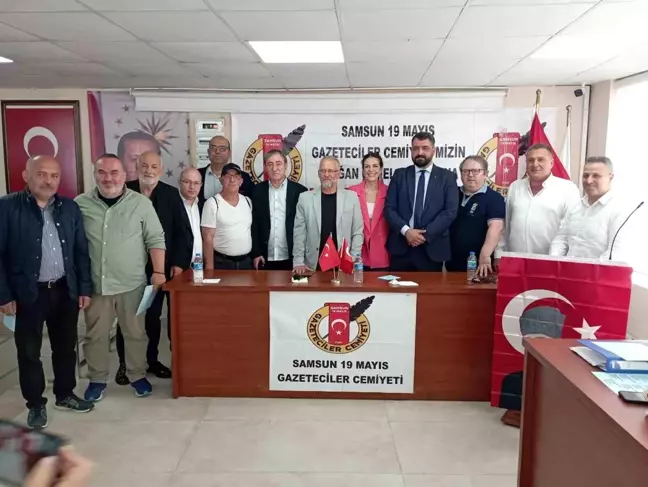 Samsun 19 Mayıs Gazeteciler Cemiyeti Olağan Genel Kurulu'nda Yusuf Ziya Çakır yeniden başkan seçildi