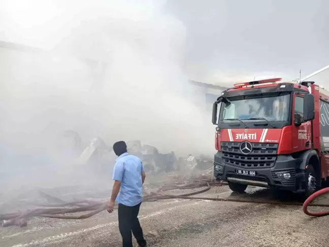 Ankara'da bir kereste imalathanesinde yangın çıktı