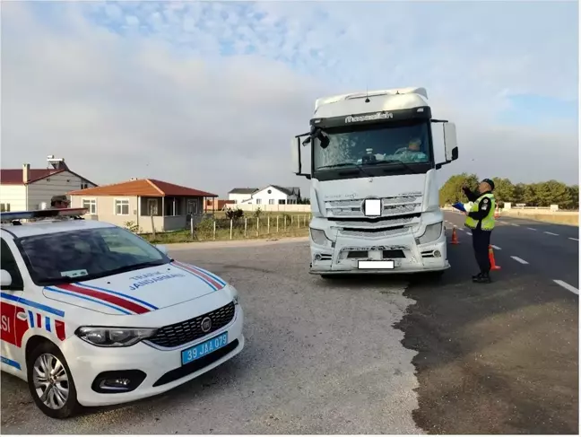 Kırklareli'nde Ağır Yük Taşıyan Araçlara Denetim