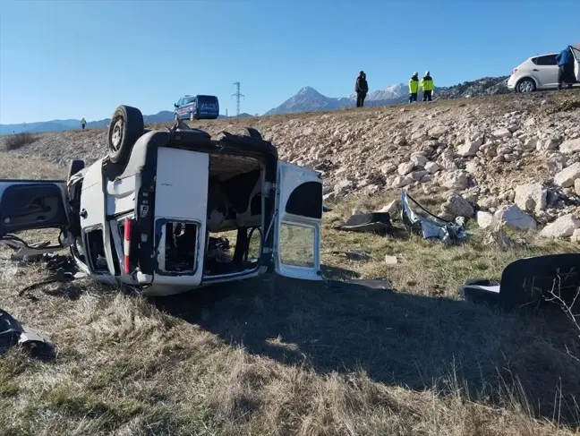 Konya'da Trafik Kazası: 2 Ölü, 1 Yaralı