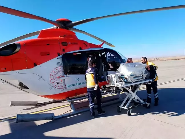 Kalp Rahatsızlığı Olan Bebek, Ambulans Helikopterle Konya'ya Sevk Edildi