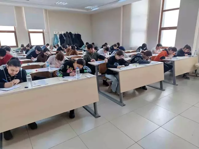 Patnos Selahaddin Eyyubi Fen Lisesi Öğrencileri Gerçek Sınav Deneyimi Yaşadı