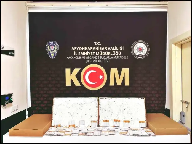 Afyonkarahisar'da 9 Bin 500 Adet Kaçak Makaron Ele Geçirildi