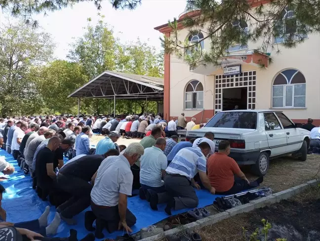 Samsun'da Silahlı Kavga: 2 Kişi Toprağa Verildi