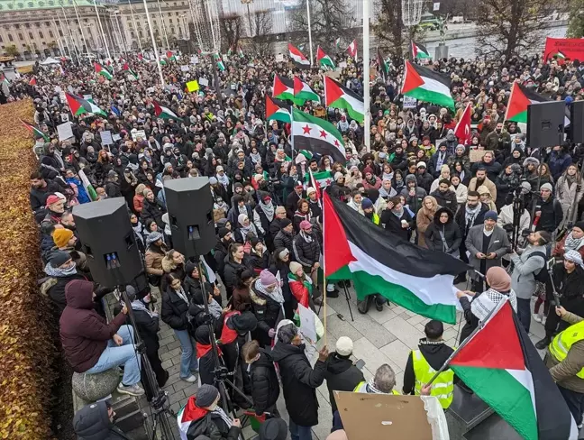 Stockholm'de Filistin'e Destek Gösterisi Düzenlendi